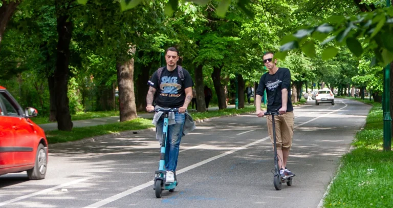 Slična situacija i u BiH: Hrvatska bilježi sve veći broj nesreća na romobilima