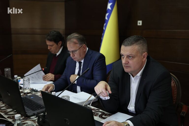 Vlada FBiH izdvojila 8,4 miliona KM za finansijsku pomoć za više od 12.000 poslodavaca