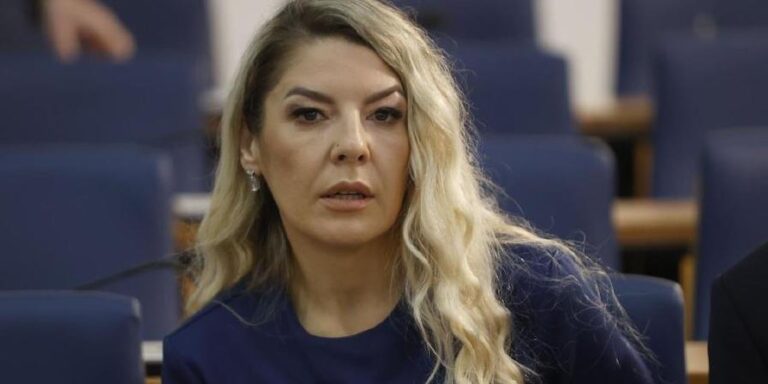 Adna Mesihović demantuje Uka: On je potpisao moju suspenziju