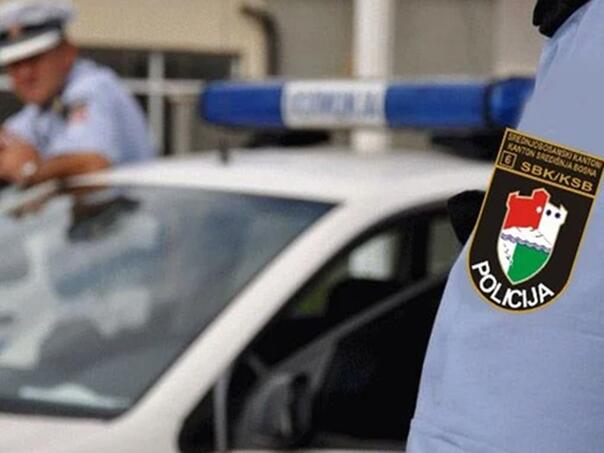 Muškarac u Travniku uhapšen zbog prijetnji nožem i nedozvoljenog držanja oružja