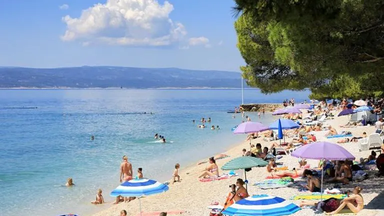 Policija upozorava: Pedofila sve više na plažama, skrivaju kamere