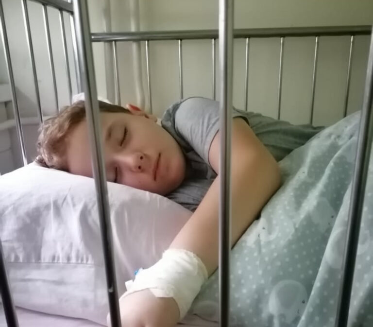 POZIV ZA POMOĆ HRABROM DJEČAKU: Pozovite 17166 i donirajte 2 KM za Vedada