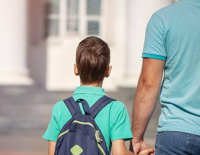 Sve više firmi u BiH zaposlenim roditeljima daje slobodan dan za prvačiće