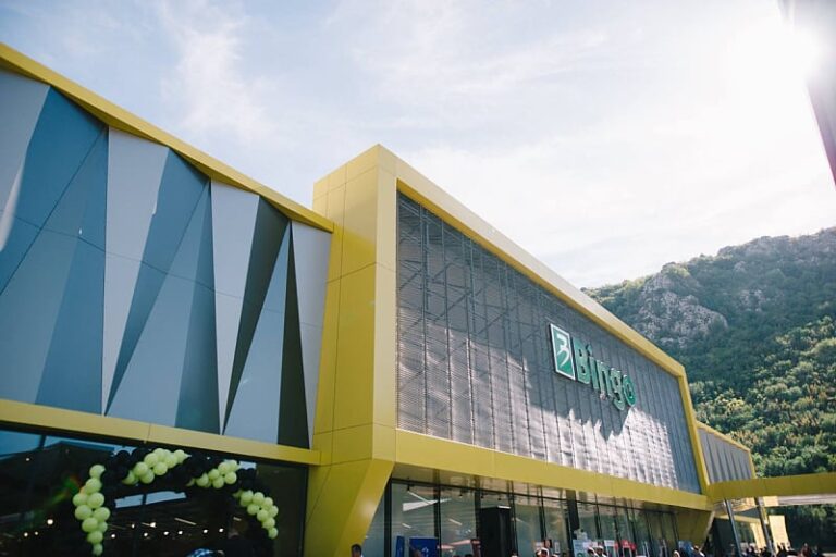 Opljačkan Bingo u Mostaru: Maskirani lopovi oružjem prijetili radnicama da predaju novac