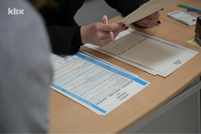 Počinje višegodišnji projekat uvođenja specifičnih tehnologija izbora u BiH: CIK dobio 112,5 miliona KM