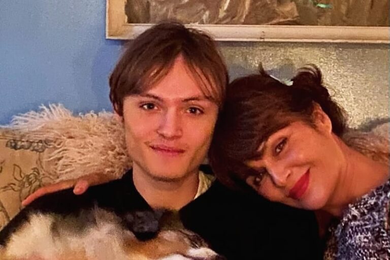 Sin slavne manekene optužen za fizičko nasilje, partnericu brutalno premlatio