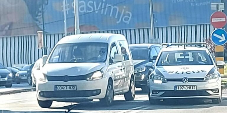 U nesreći na Ilidži povrijeđen vozač električnog romobila, hitno prevezen na KCUS