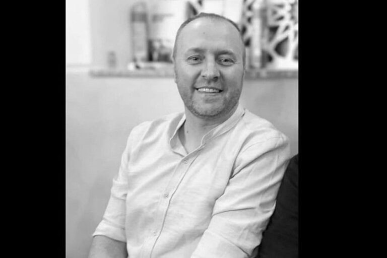 U Tuzli sutra Dan žalosti zbog stradalog policajca, njegova supruga se potresnim riječima oprostila od njega