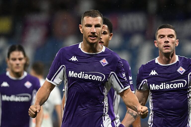 Džeko postigao prvi gol za Fiorentinu i donio pobjedu nakon nevjerovatnog preokreta