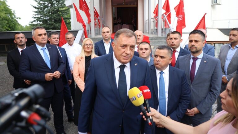 Dodik: SNSD je i dalje čvrst i ima rastuću podršku uprkos pritiscima
