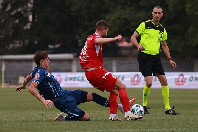 Sloga – Željezničar 0:0: Jelić oštetio Željezničar, progledao je “kroz prste” defanzivcu Sloge