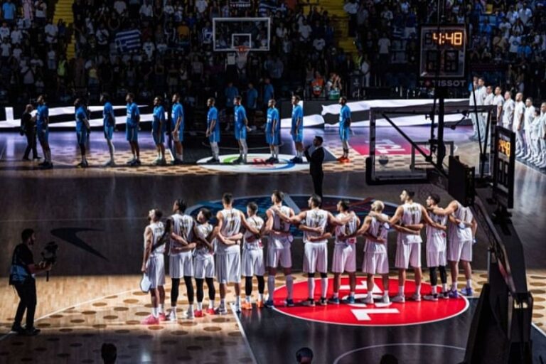 Svjedočili smo nikad viđenoj situaciji u historiji košarke, dvije reprezentacije su pjevale istu himnu