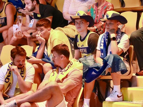 Uživo / BiH – Italija od 20:30 sati: Zmajevi traže iskupljenje nakon teškog poraza od Španije