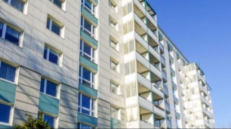 Tržište nekretnina, plodonosno za sivu ekonomiju: Stan na dan postaje unosan posao, ali i izazov za zakon