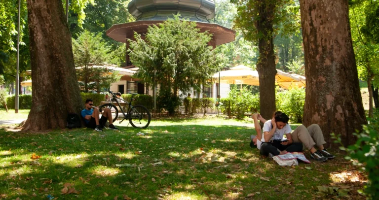 Nestabilan vikend pred nama: Meteorolozi najavili od 36 stepeni do grmljavine i jačih pljuskova