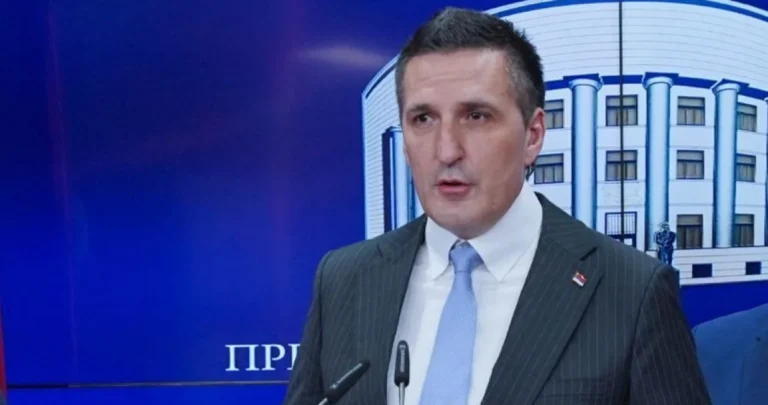 Elek jedva dočekao da popljuje Sarajevo zbog turista iz Izraela – “Samo kreten može reći da..”