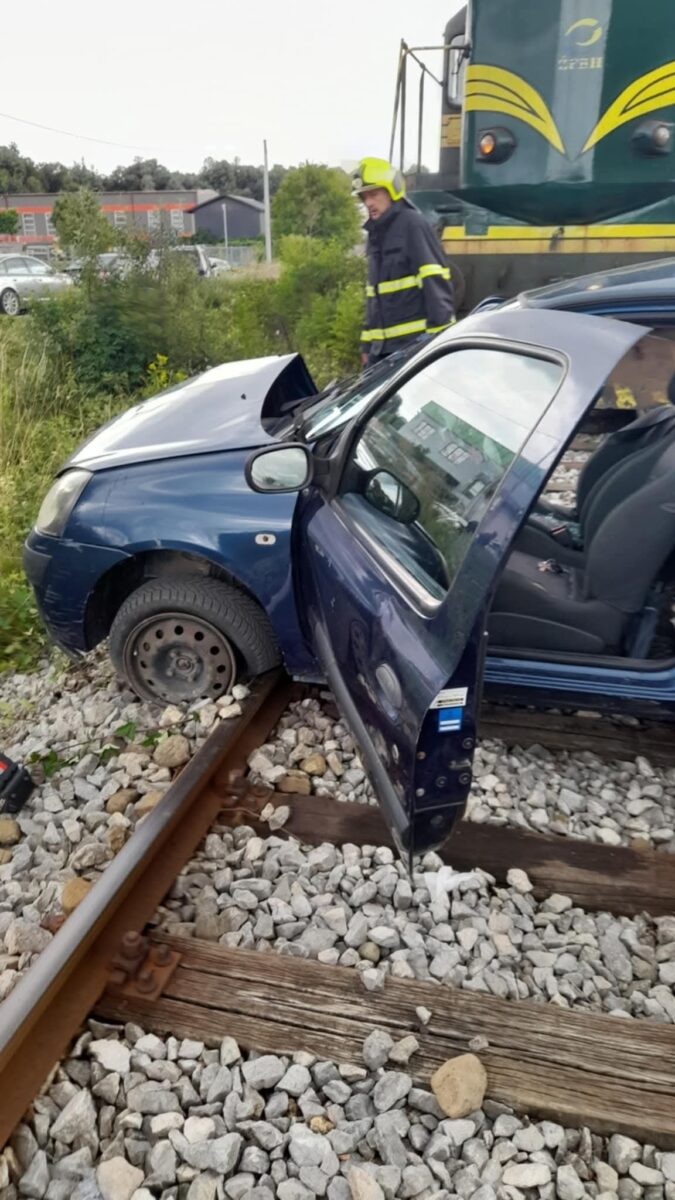 Oglasila se policija o teškoj nesreći u kod Srebrenika: “Jedna osoba teško povrijeđena, dvije lakše”