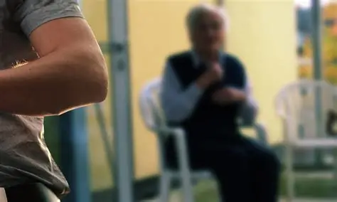 Otac izbacio kćer i majku, nakon 43 godine traži izdržavanje