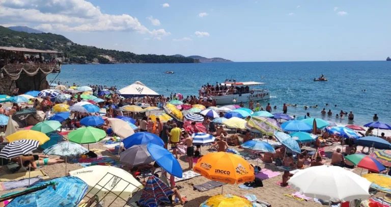 Da li je turistička sezona u Crnoj Gori podbacila