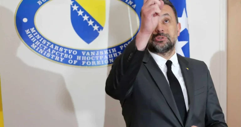 “Rat” se nastavlja – Konaković poslao novu poruku Izetbegoviću: Odgovorićeš ako Bog da