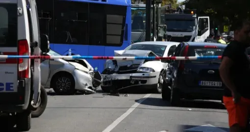 Autobus udario djevojčicu u Beogradu: Kamere snimile tragediju