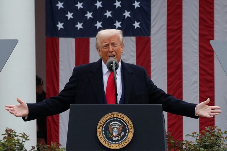 Gdje ide ovaj svijet: Trump objavio da je naredio pozicioniranje nuklearnih podmornica blizu Rusije