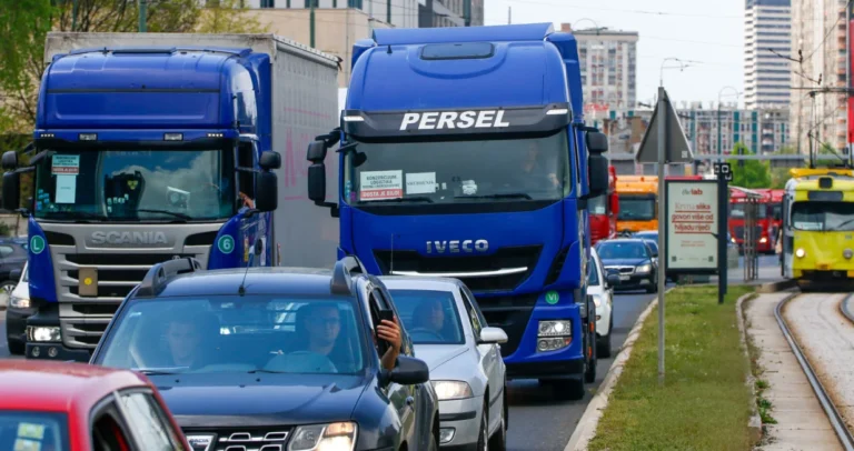 Privrednici iz Velike Kladuše protiv blokada granica BiH: “Na raspolaganju smo policiji”