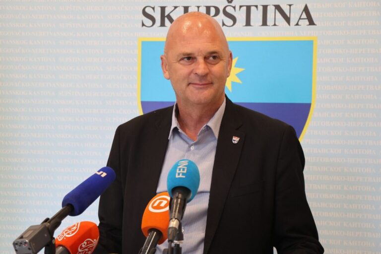 Bošnjaci Stoca uputili oštar odgovor gradonačelniku: Odgovorni ste za aparthejd