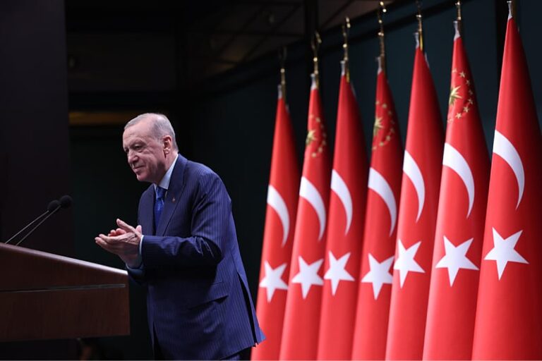 Erdogan podržao razgovore Trumpa i Putina, smatra ih novim zamahom: “Spremni smo dati doprinos za mir”