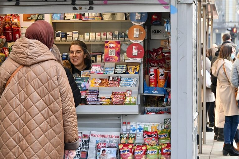 RS planira “sakriti” cigarete s polica? Udar za male trgovce, a nova šansa za crno tržište