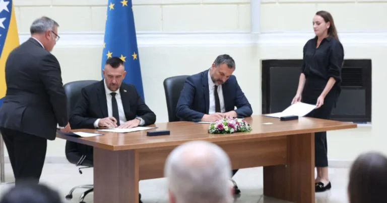 Potpisan protokol kojim se olakšava angažovanje stranih radnika u BiH