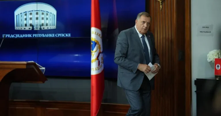 Dodik mora vratiti diplomatski pasoš u roku 15 dana