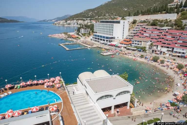 “Ko još traži račun za sladoled”: Potraga za fiskalnom kasom u Neumu