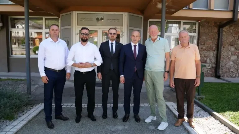 Za novu školski objekat Vlada ZDK izdvojila 350.000, za izgradnju bazena 550.000 KM