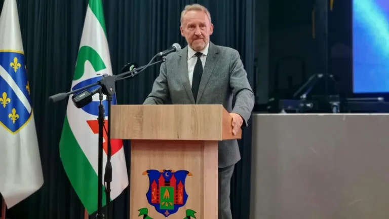 Izetbegović: Predali su pozicije, vratit ćemo ih, uništili su ekonomiju, popravit ćemo je