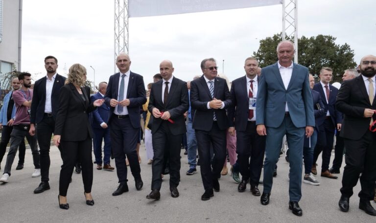 Premijer Pivić na Međunarodnom sajmu privrede u Tešnju: ZDK je jedna od ekonomskih perjanica BiH