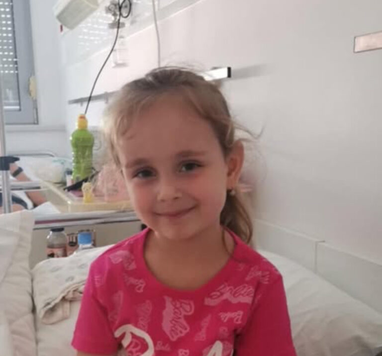 POMOZIMO MALENOJ AYLIN IZ NEMILE: Pozivom na broj 17070 donirate 2 KM