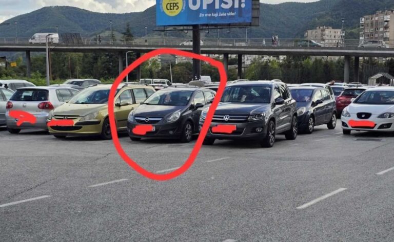 ZENIČANKA TRAŽI POMOĆ GRAĐANA: Udarili joj auto pa pobjegli, nudi nagradu za informaciju