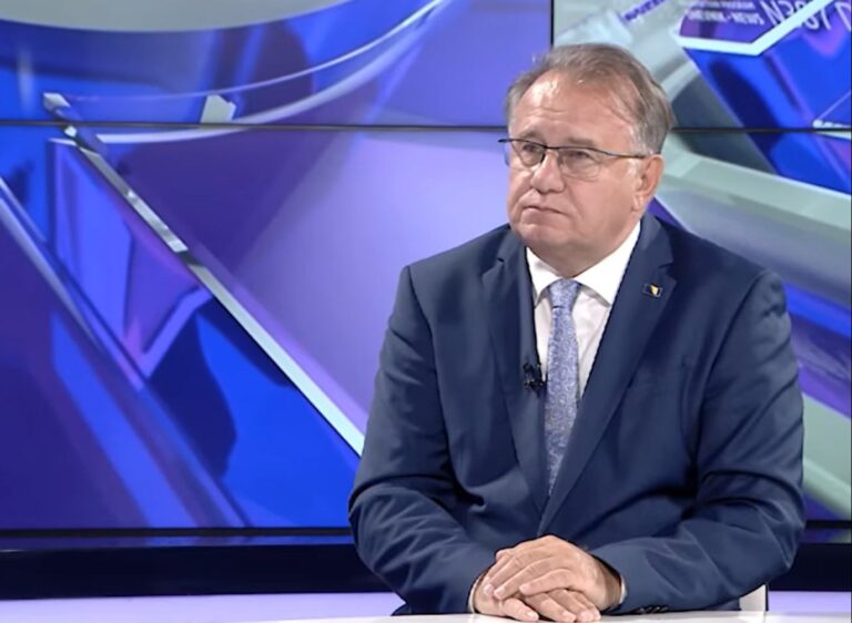 Nikšić: Nakon ukidanja zabrane izvoza baruta Vučić nije ništa tražio zauzvrat