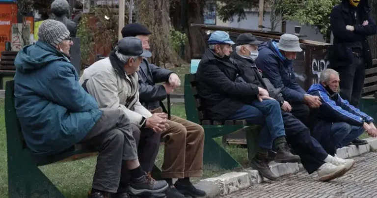 Ne bude li više radnika u BiH, penzije onih koji danas rade neće se moći isplaćivati