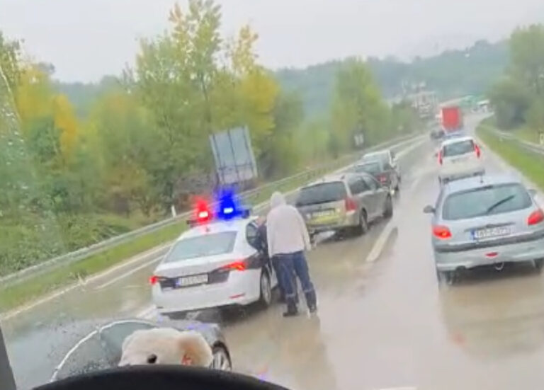 NOVA NEZGODA NA M-17 KOD ZENICE: Policija na licu mjesta