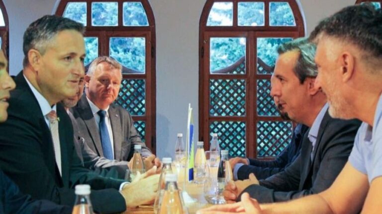 Bećirović u Stocu dao podršku Bošnjacima: Nedopustiva je svaka diskriminacija građana