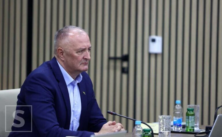 Helez nakon usvajanja Plana rasta: “Ovo je dokaz da možemo donositi odluke koje vode ka boljoj BiH”