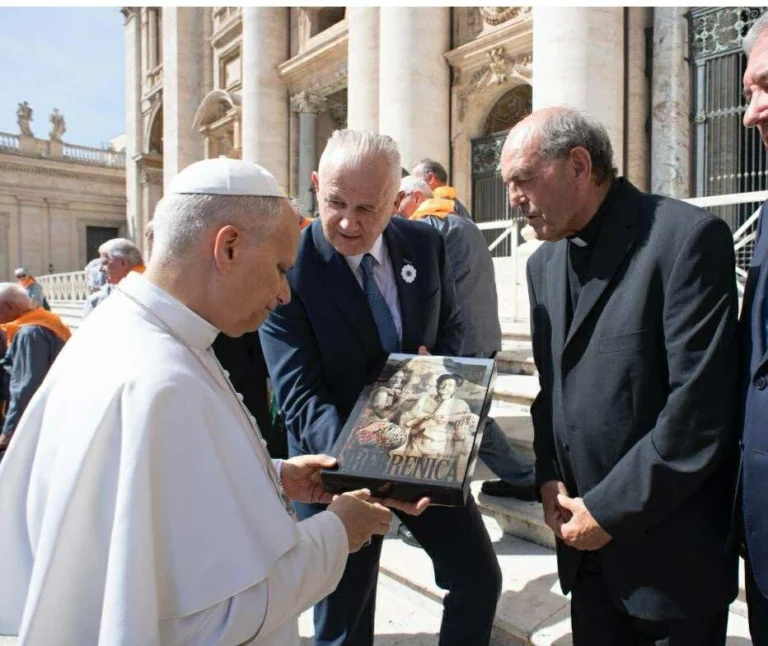 Monografija Mersada Berbera o Srebrenici u Vatikanskoj biblioteci