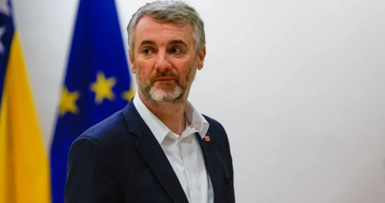 Edin Forto čestitao početak nove školske godine: Dobio komentar koji kida srce