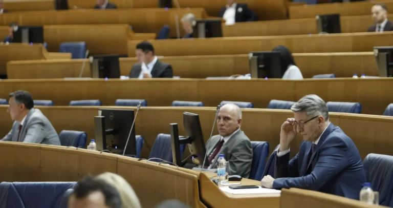 Ljeto na izmaku, a državni budžet ni na vidiku: Nova sjednica za 10 dana