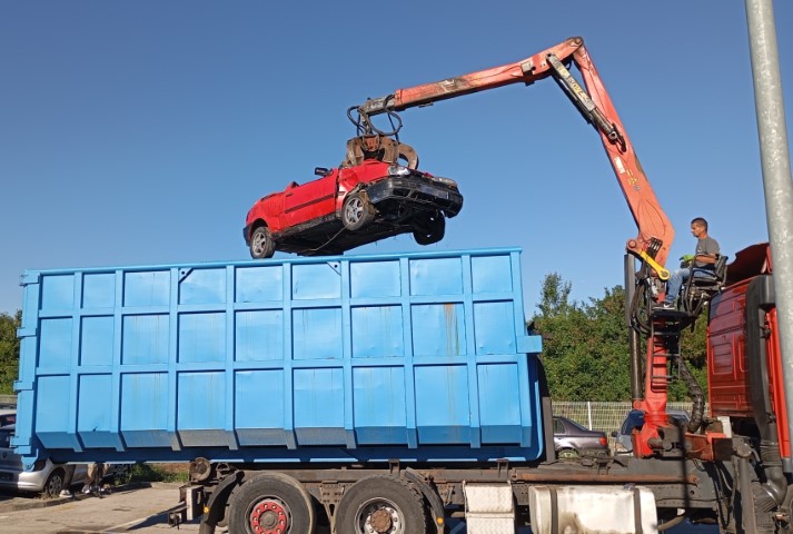 Brčanska policija prodala 38 oduzetih auta od bahatih vozača: Još šest završilo na uništavanju