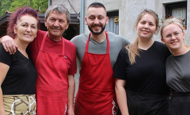 Banjalučani oživjeli seoski turizam u pustom selu pod Kozarom