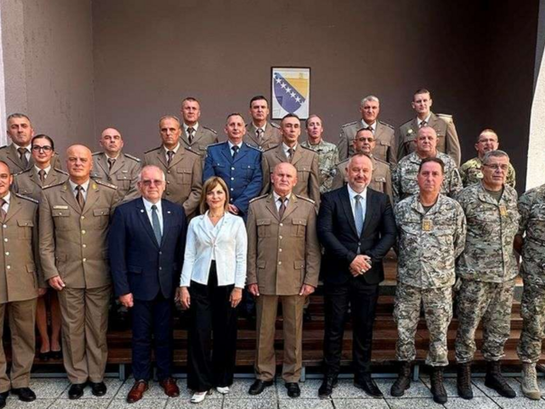 Promocija prvih master instruktora Oružanih snaga BiH