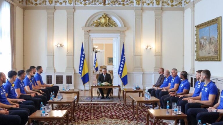 Bećirović: Košarkaška reprezentacija je ponos naše države